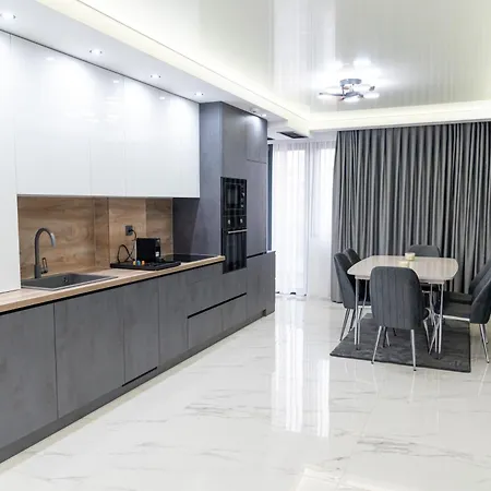 A-dent Luxury & Dental Clinic Apartament Goce Dełczew