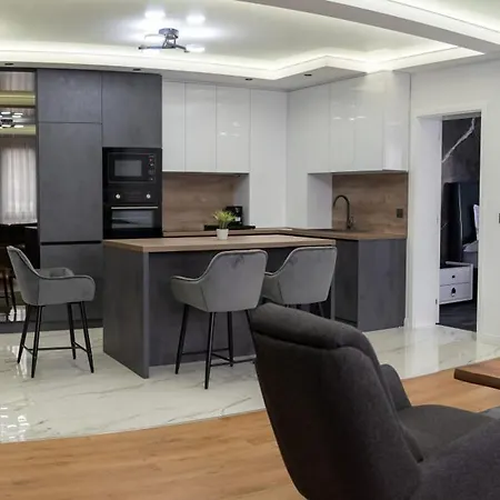 Lägenhet A-dent Luxury & Dental Clinic