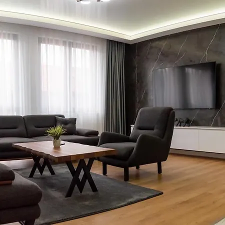 A-dent Luxury & Dental Clinic Lägenhet